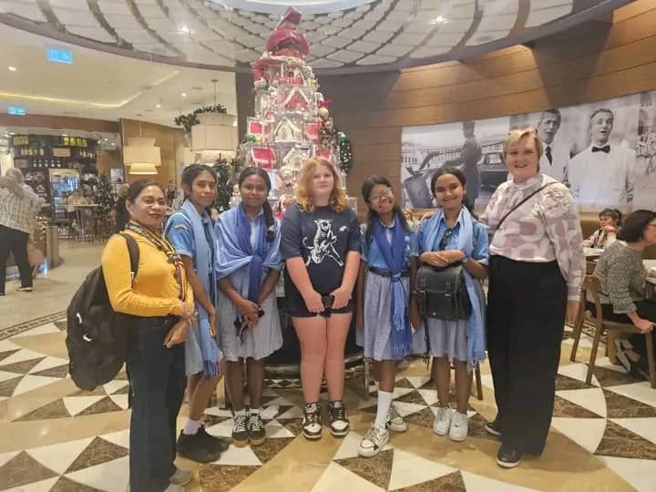 Estudantes Vencedores do Certame Nacional do Ensino Básico de Manufahi Visitam Museu e Galeria em Vitória, Melbourne, Austrália